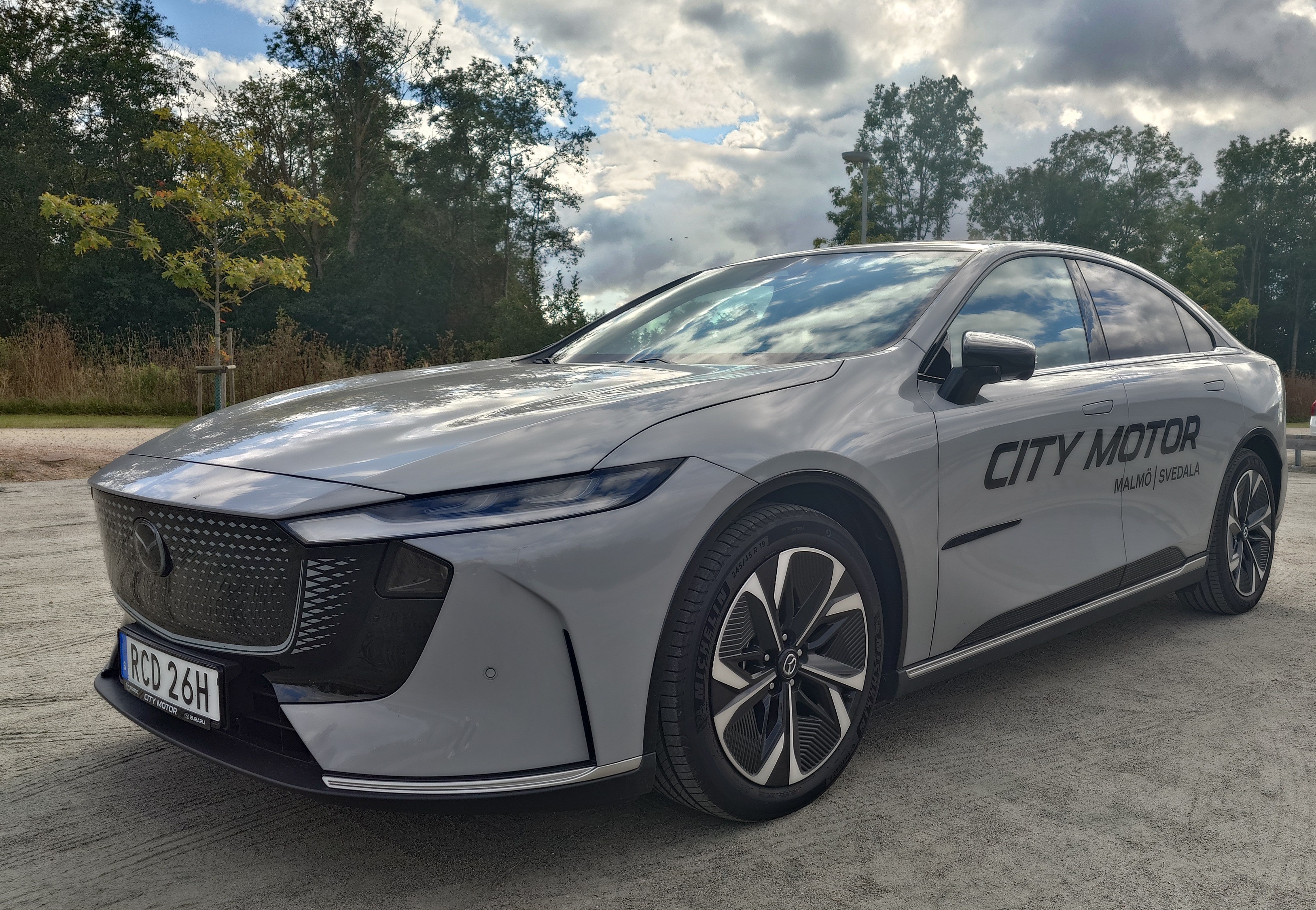Mazda 6e: en stark konkurrent på tjänstebil och företagsmarknad