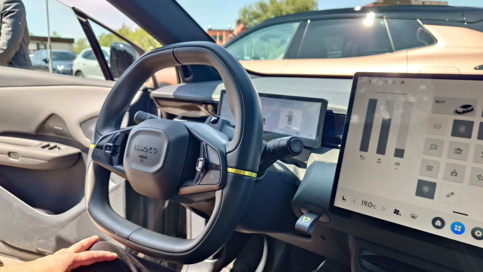 Lynk & Co 08 - Core or More?